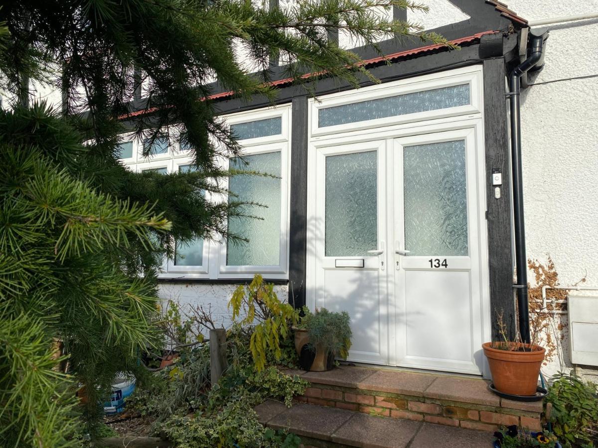 London Rooms With Free Parking 134 Edgware Extérieur photo
